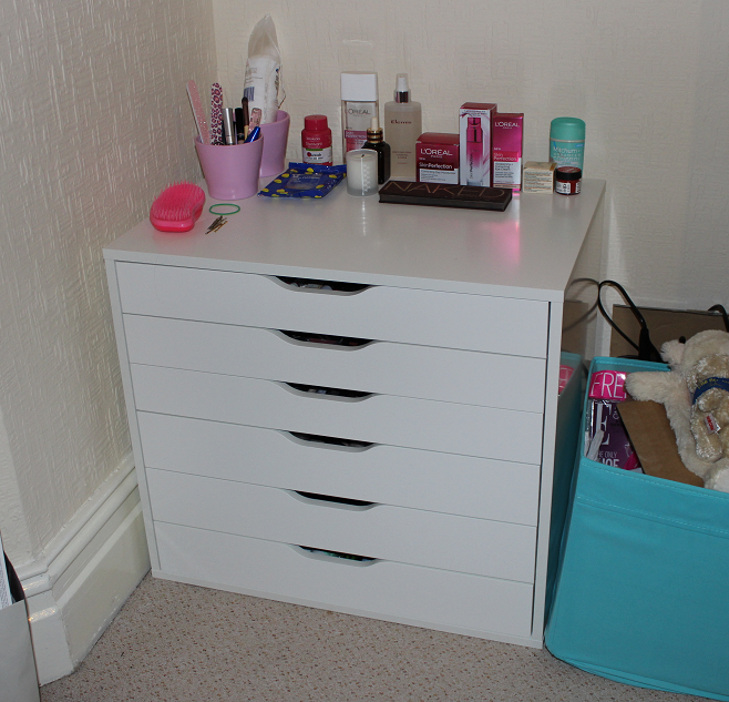 Makeup storage units ikea Manhattan 26 Best IKEA makeup storage